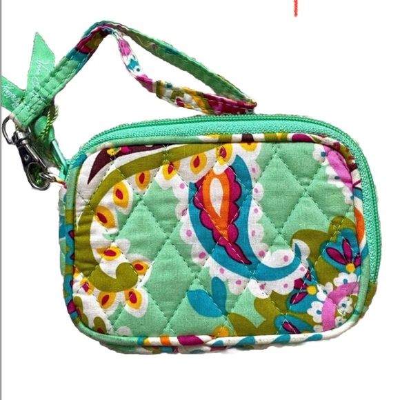 Vera Bradley Handbags - VERA BRADLEY | Paisley Pattern Quilt Stitching Wristlet Small